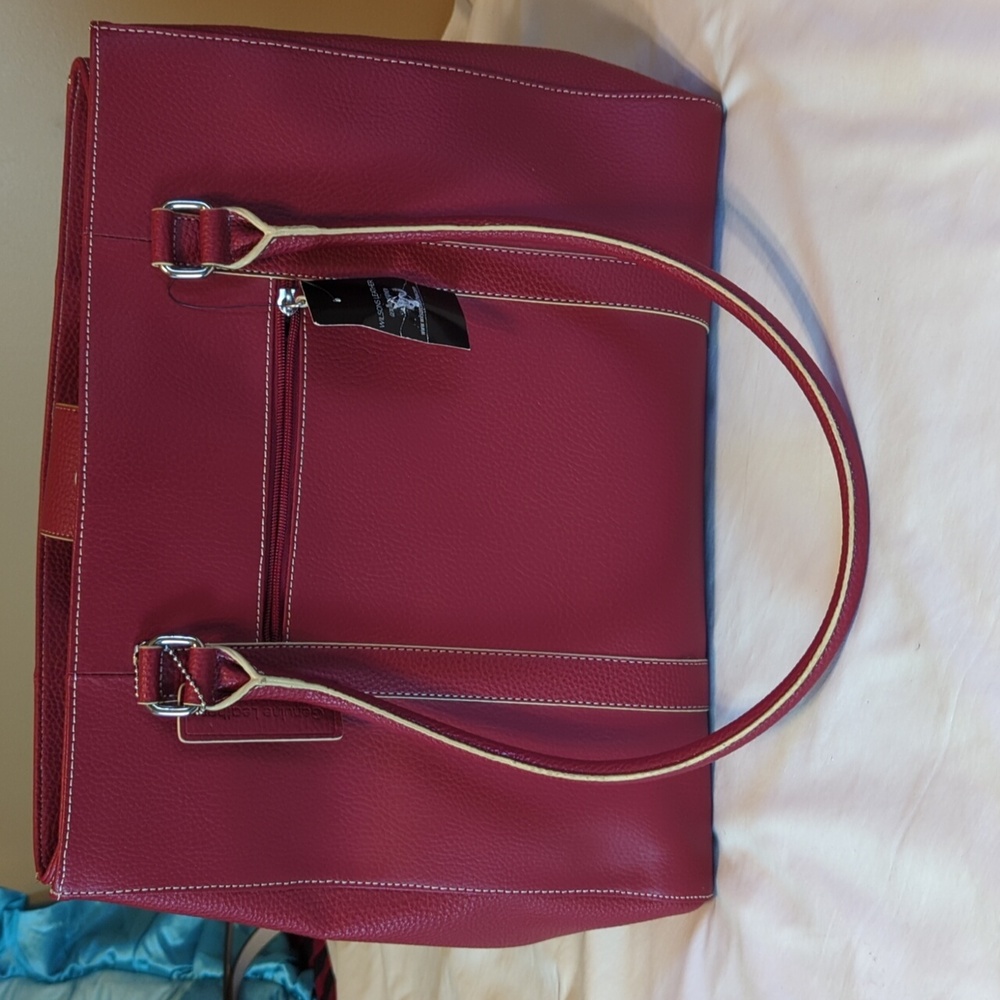 Wilsons Red Leather Tote/Shoulder Bag Leopard interior Lots of Organization NWT